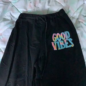 Black good vibes sweats
